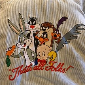 Vintage Looney Tunes print button down 🤩